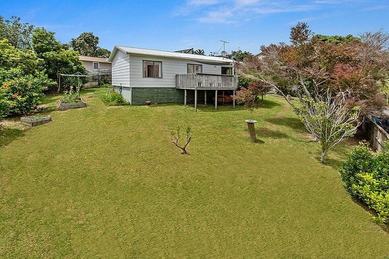 Photo of property in 8 Inca Place, Snells Beach, 0920