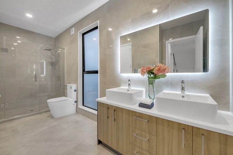 Photo of property in 14 Alluvial Street, Flat Bush, Auckland, 2019