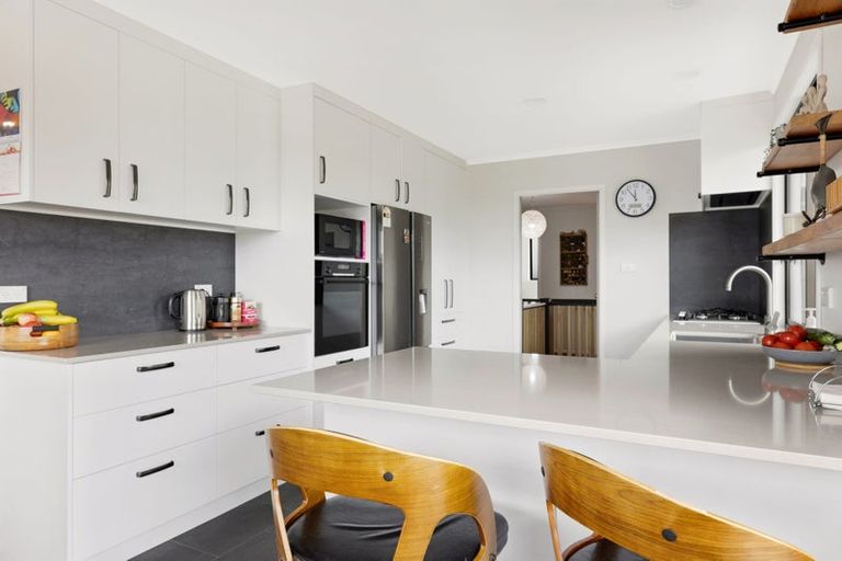 Photo of property in 4 Kempton Place, Richmond Heights, Taupo, 3330