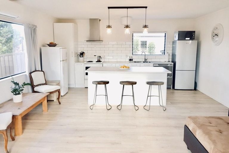 Photo of property in 371b Kahikatea Drive, Dinsdale, Hamilton, 3204