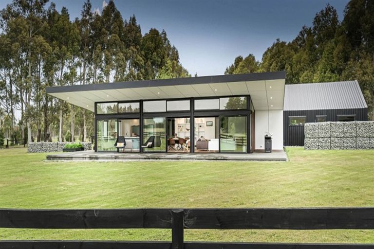 Photo of property in 1131 Old West Coast Road, West Melton, Christchurch, 7671