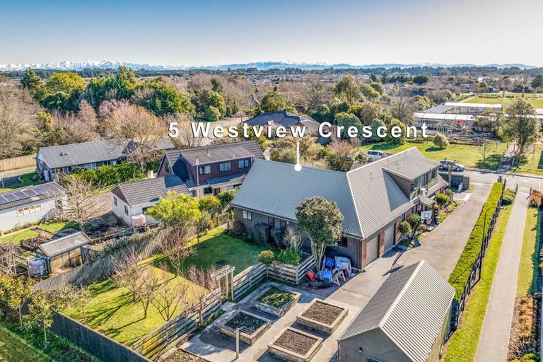 Photo of property in 5 Westview Crescent, West Melton, 7618