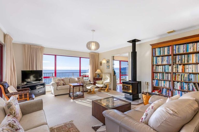 Photo of property in 204 Rangihaeata Road, Rangihaeata, Takaka, 7182