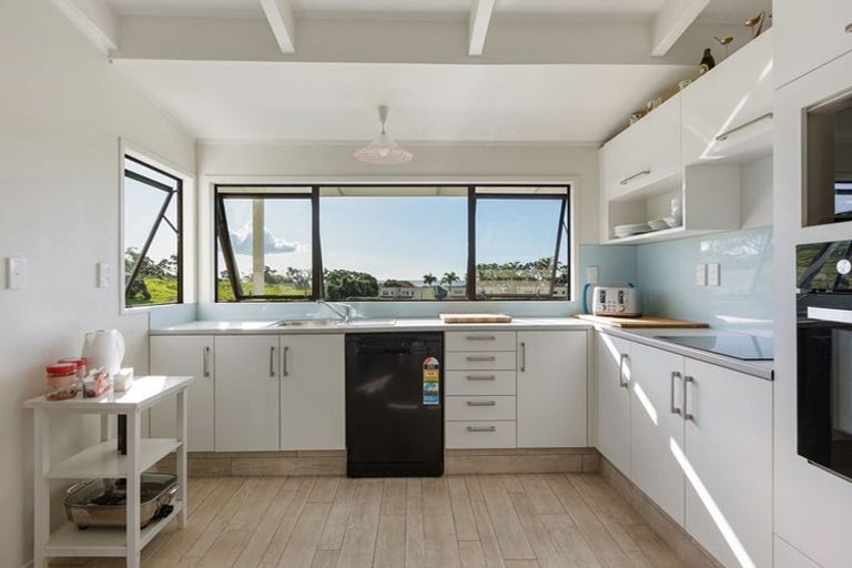 Photo of property in 187 State Highway 10, Coopers Beach, 0420