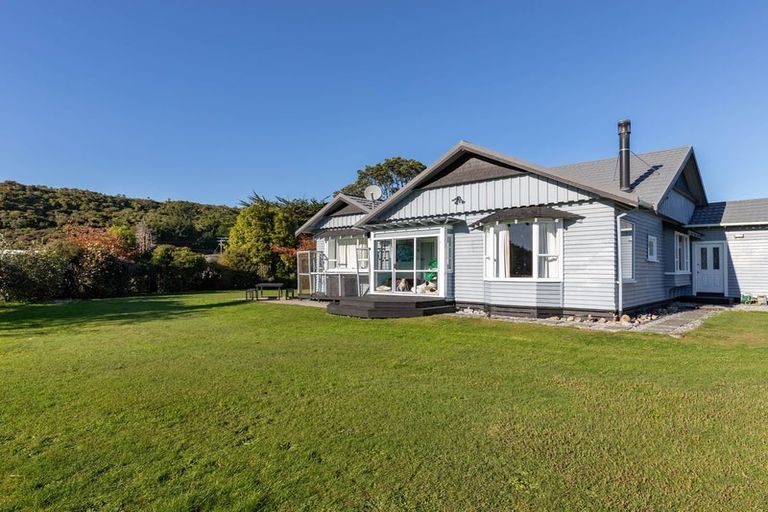 Photo of property in 1 Trickies Road, Gladstone, Greymouth, 7805