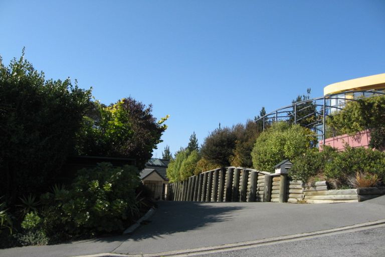 Photo of property in 33 Harry Ell Drive, Cashmere, Christchurch, 8022