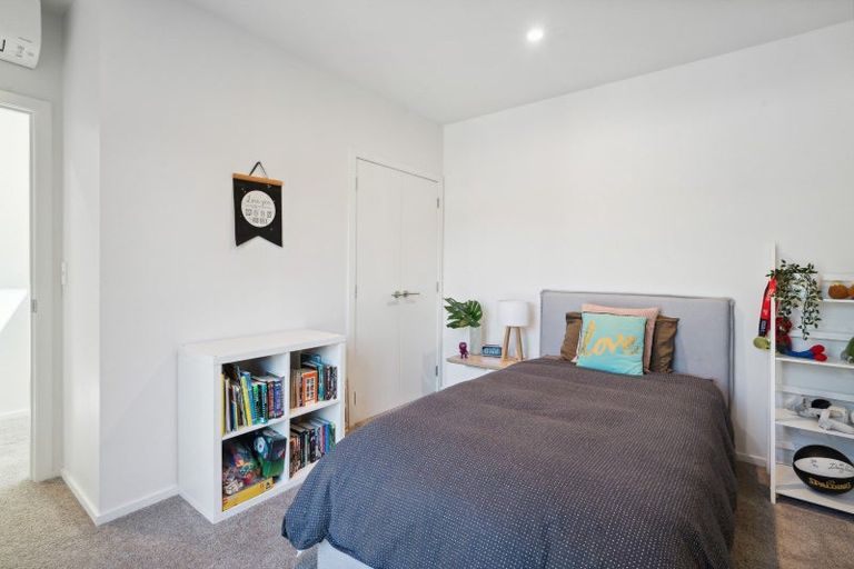 Photo of property in 9 Centre Crescent, Wanaka, 9305