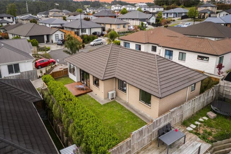 Photo of property in 8 Grenache Way, Kumeu, 0810