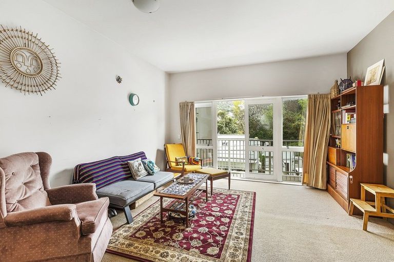 Photo of property in Luxford Villas, 308/72 Herald Street, Berhampore, Wellington, 6023