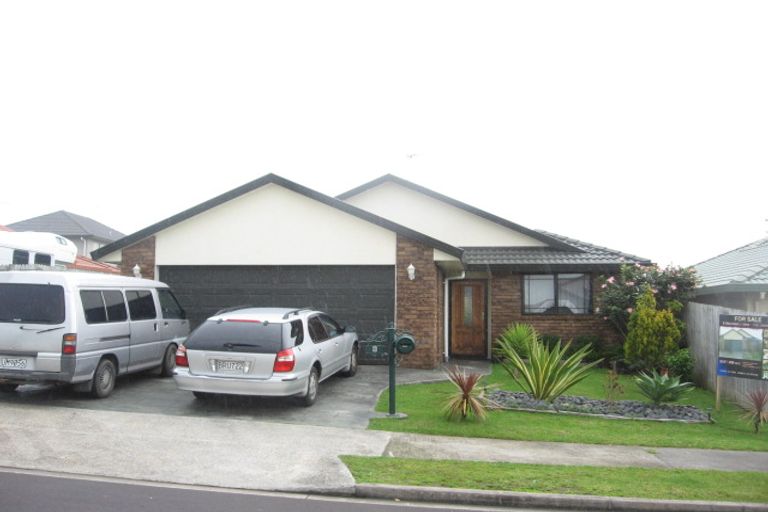 Photo of property in 6 Norman Close, The Gardens, Auckland, 2105