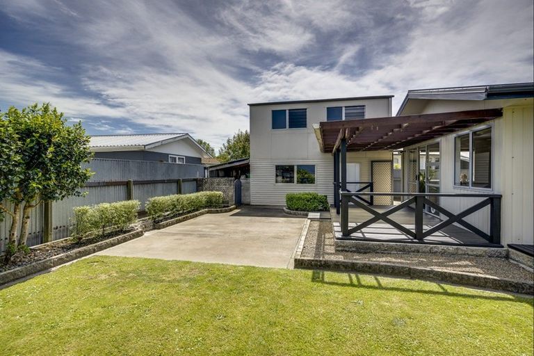 Photo of property in 12 Essex Street, Tamatea, Napier, 4112