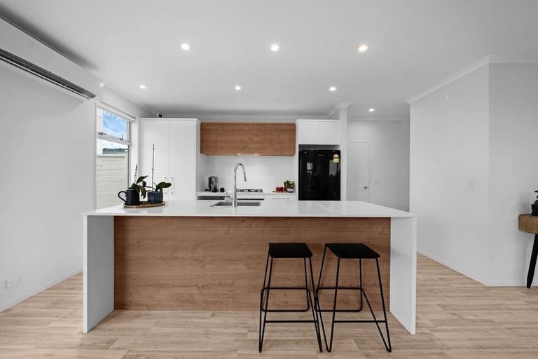 Photo of property in 23 Bonnette Road, Flat Bush, Auckland, 2019