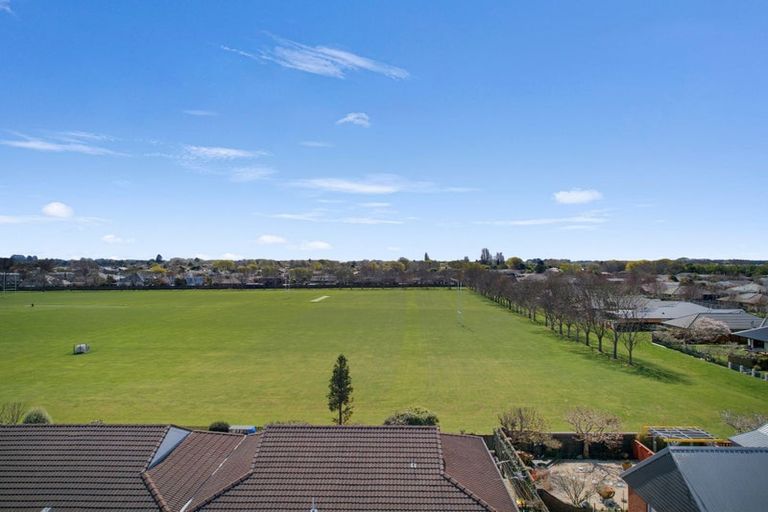 Photo of property in 19a Sheraton Place, Redwood, Christchurch, 8051