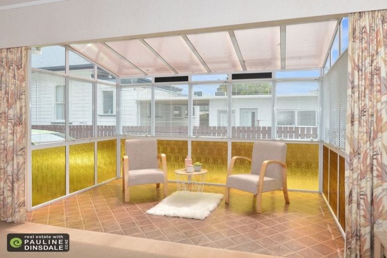 Photo of property in 2/92 Mill Road, Kensington, Whangarei, 0112