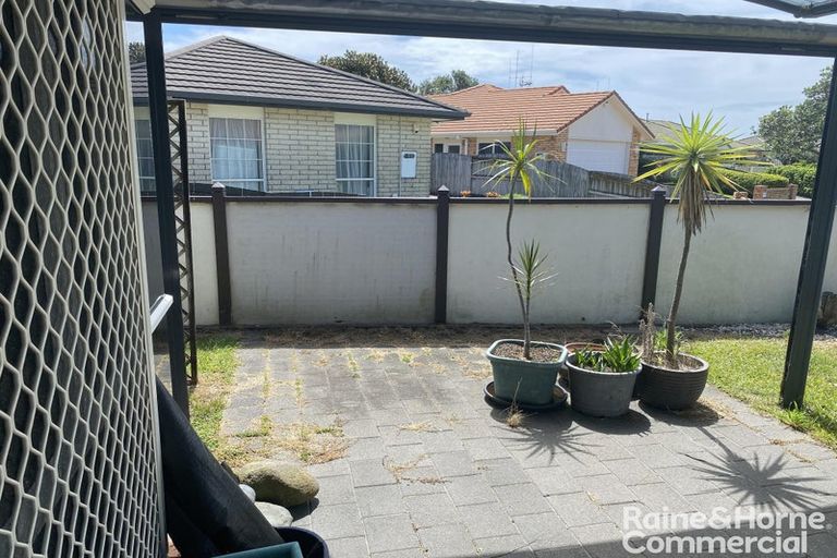 Photo of property in 72 Denny Hulme Drive, Mount Maunganui, 3116