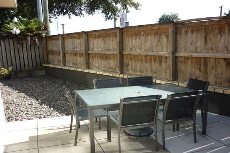 Photo of property in 2 Gary John Lane, Frankton, Hamilton, 3204