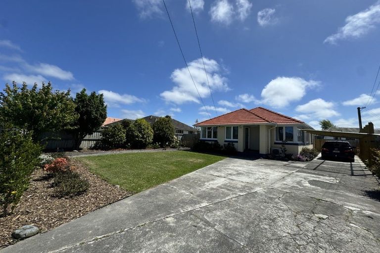 Photo of property in 37 Fenchurch Street, Redwood, Christchurch, 8051