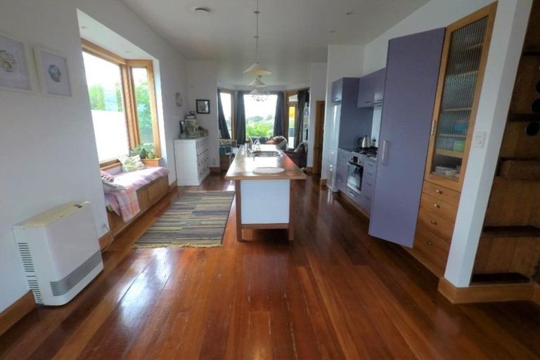 Photo of property in 33 Harland Street, Brooklyn, Wellington, 6021