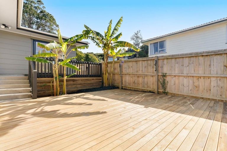 Photo of property in 76 Salamanca Road, Sunnynook, Auckland, 0620