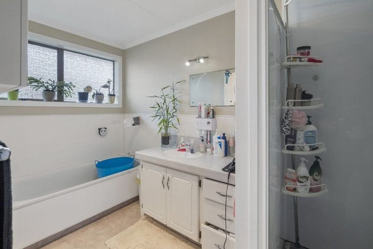 Photo of property in 74 Mangati Road, Bell Block, New Plymouth, 4312