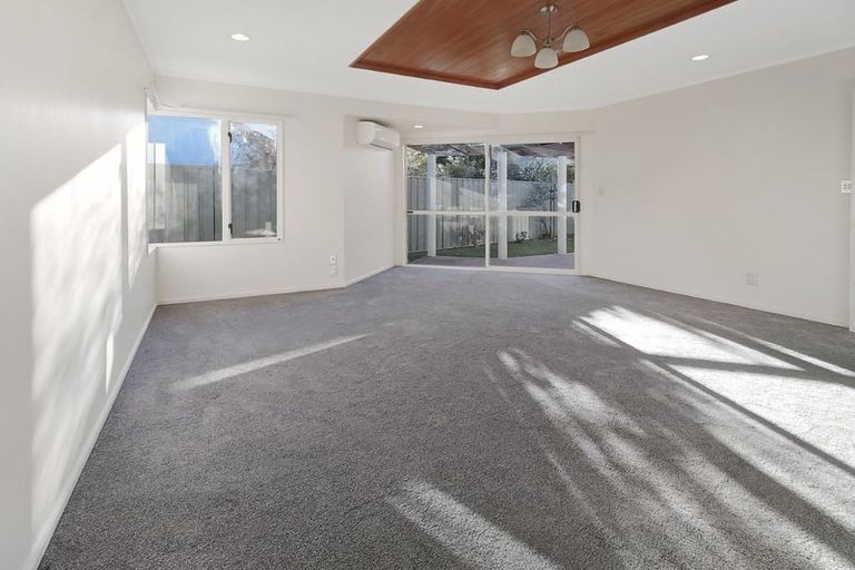 Photo of property in 11b Cheval Place, Taradale, Napier, 4112
