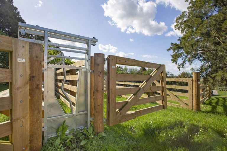 Photo of property in 261a Rotowaro Road, Huntly, 3771