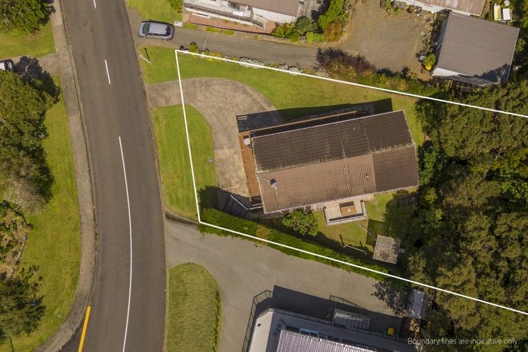 Photo of property in 36 Centennial Drive, Whitianga, 3510