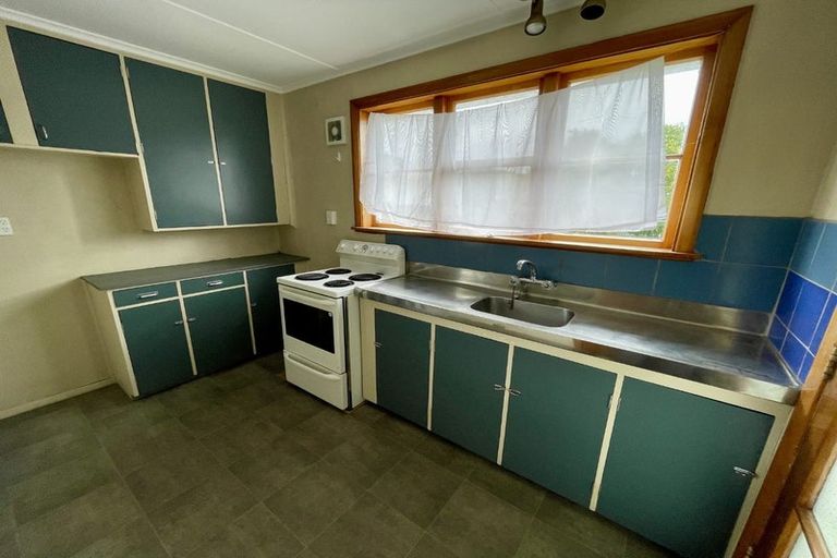 Photo of property in 33 Routley Crescent, Elderslea, Upper Hutt, 5018