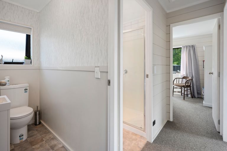 Photo of property in 5a Streamdale Place, Ngongotaha, Rotorua, 3010