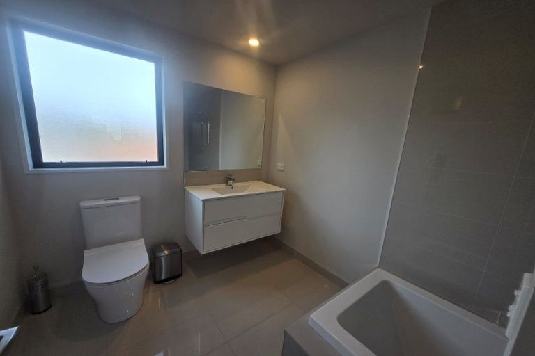 Photo of property in 2/17 Matai Street East, Riccarton, Christchurch, 8011