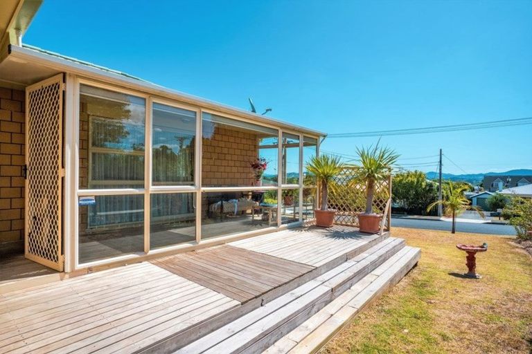 Photo of property in 6a Tainui Street, Onerahi, Whangarei, 0110