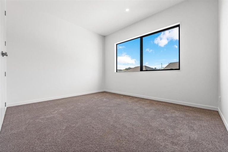 Photo of property in 50 Whakairo Crescent, Gulf Harbour, Whangaparaoa, 0930
