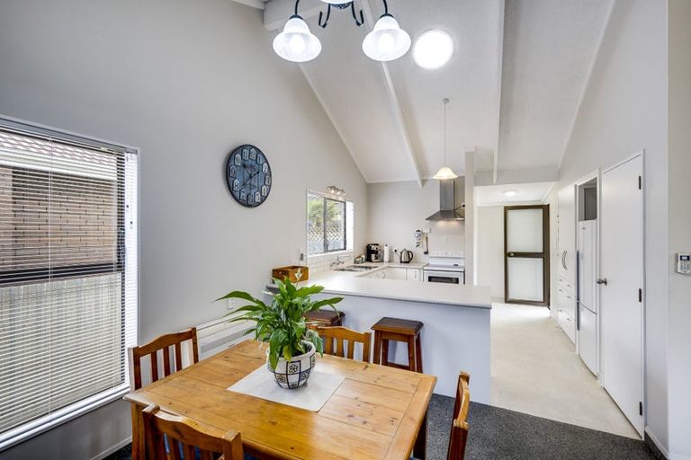 Photo of property in 4/35 Georges Drive, Napier South, Napier, 4110