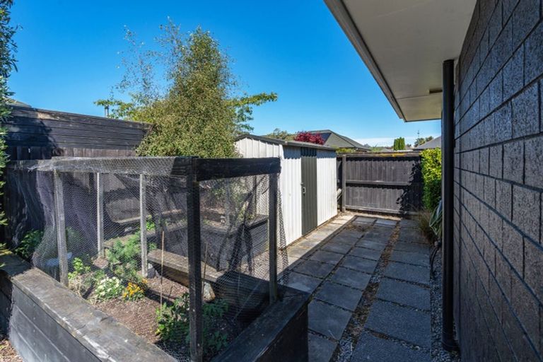 Photo of property in 14 Riverwood Boulevard, Redwood, Christchurch, 8051