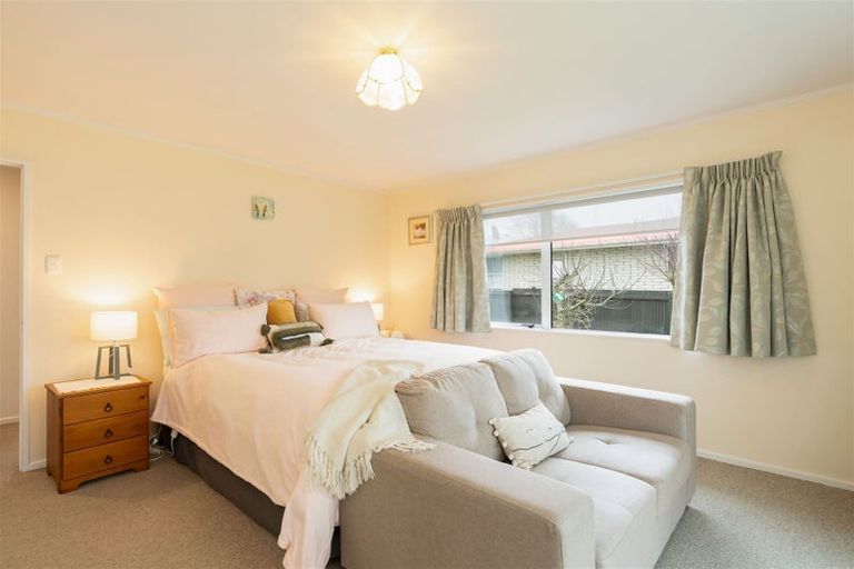 Photo of property in 123b Bartholomew Road, Levin, 5510