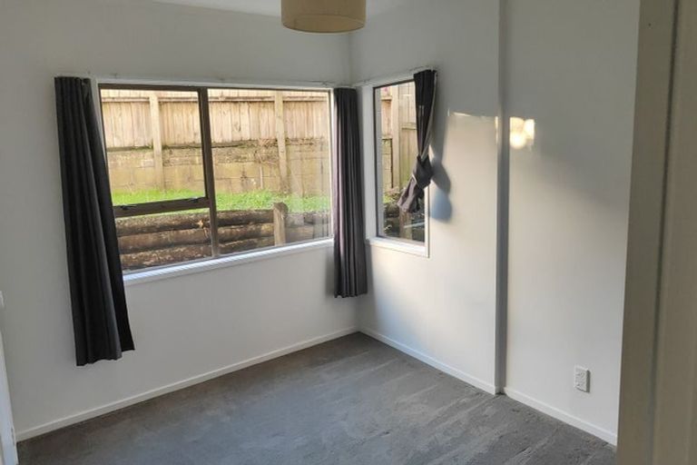 Photo of property in 1/61 Forrest Hill Road, Milford, Auckland, 0620