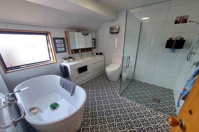 Photo of property in 1/7 Derenzy Place, Avonhead, Christchurch, 8042