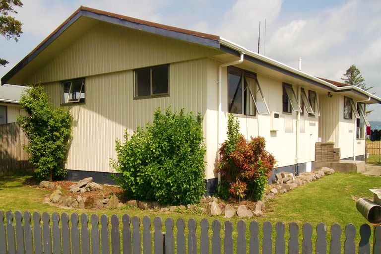 Photo of property in 55 Puriri Crescent, Edgecumbe, 3120
