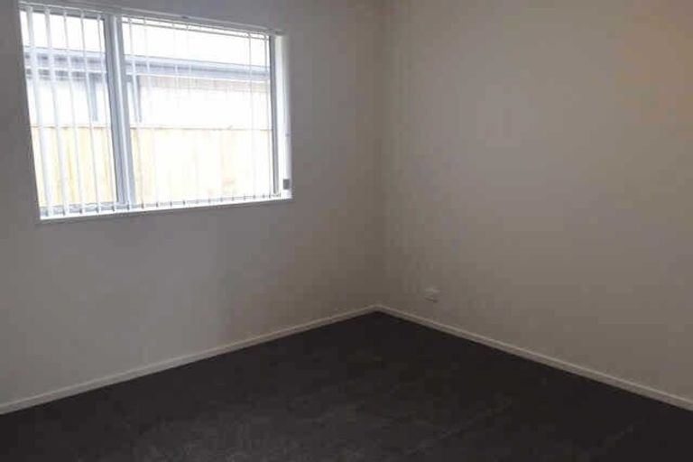 Photo of property in 36 Whakatipu Street, Pegasus, 7612
