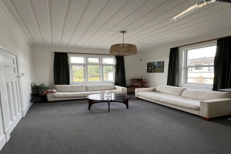 Photo of property in 109 Clemow Road, Fitzroy, New Plymouth, 4312