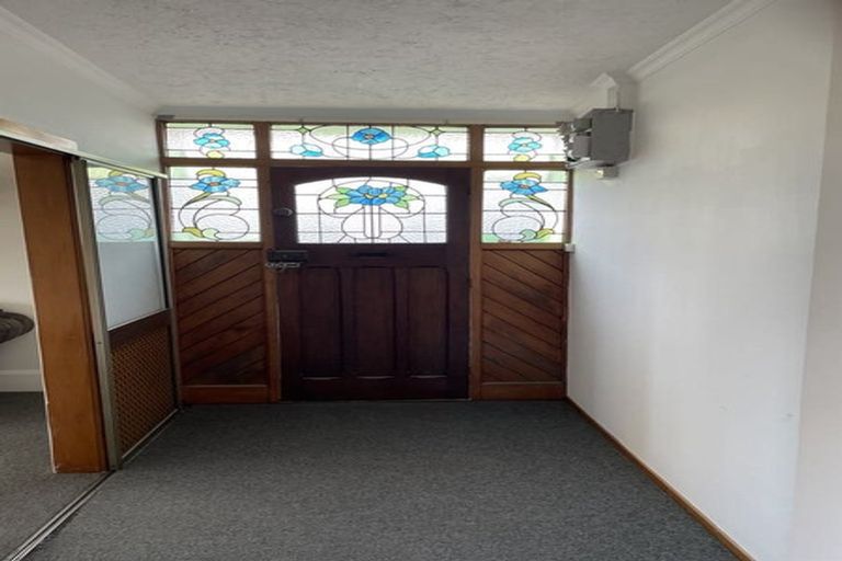 Photo of property in 86 Mackworth Street, Woolston, Christchurch, 8062