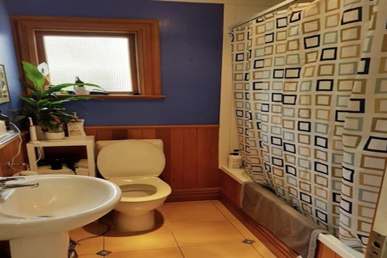 Photo of property in 9 Ribble Street, Island Bay, Wellington, 6023