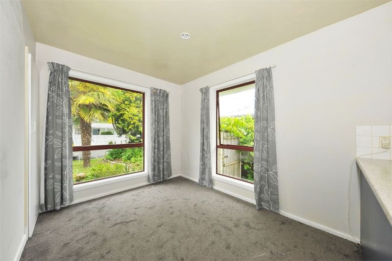 Photo of property in 99 Woodbury Street, Russley, Christchurch, 8042