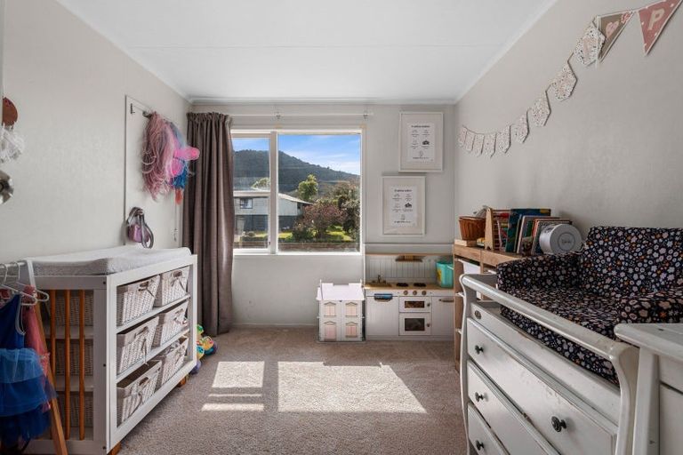 Photo of property in 1 Onyx Place, Pukehangi, Rotorua, 3015