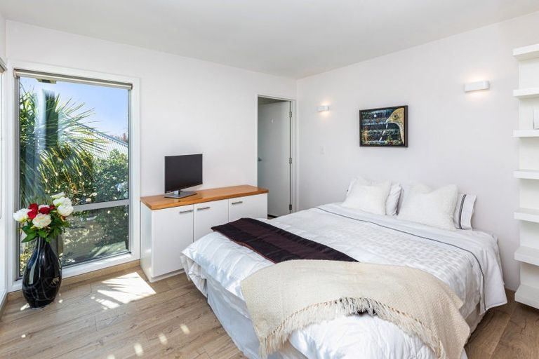 Photo of property in 14 Upper Crichton Terrace, Cashmere, Christchurch, 8022