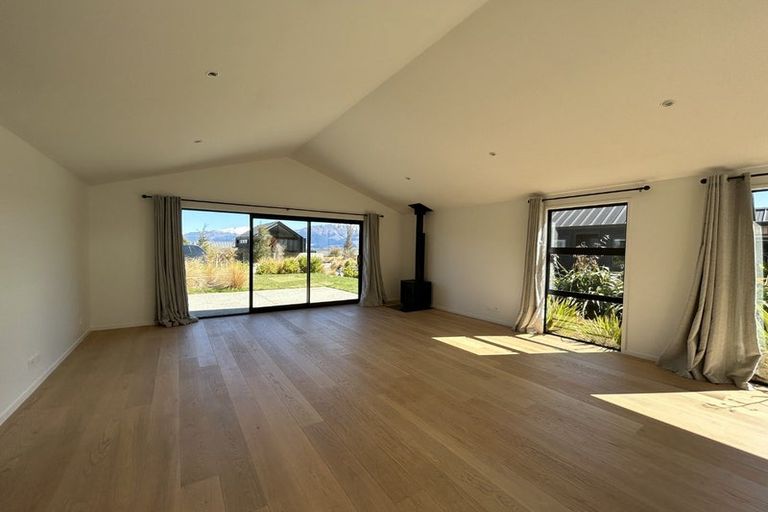 Photo of property in 25 Glenfiddich Road, Jacks Point, Queenstown, 9371