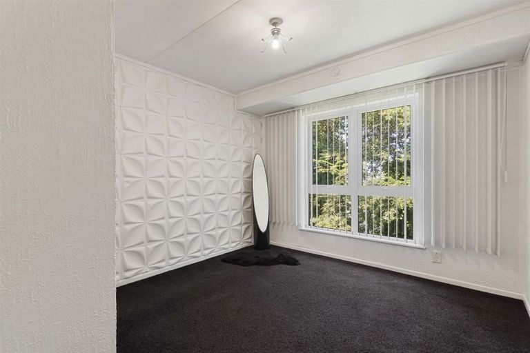 Photo of property in 17 Taurus Crescent, Beach Haven, Auckland, 0626