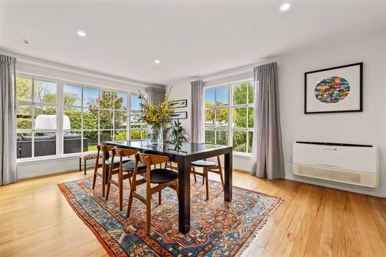 Photo of property in 7 Parkstone Avenue, Ilam, Christchurch, 8041