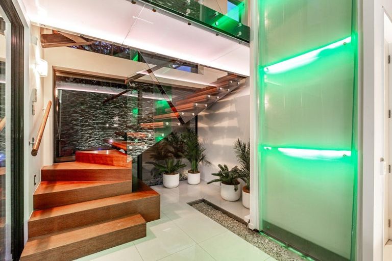 Photo of property in 24d Mandalay Terrace, Khandallah, Wellington, 6035