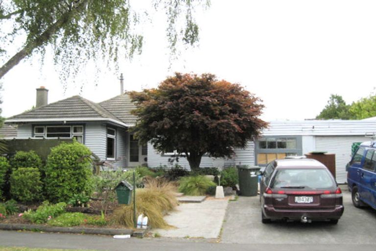 Photo of property in 87 Balrudry Street, Avonhead, Christchurch, 8042